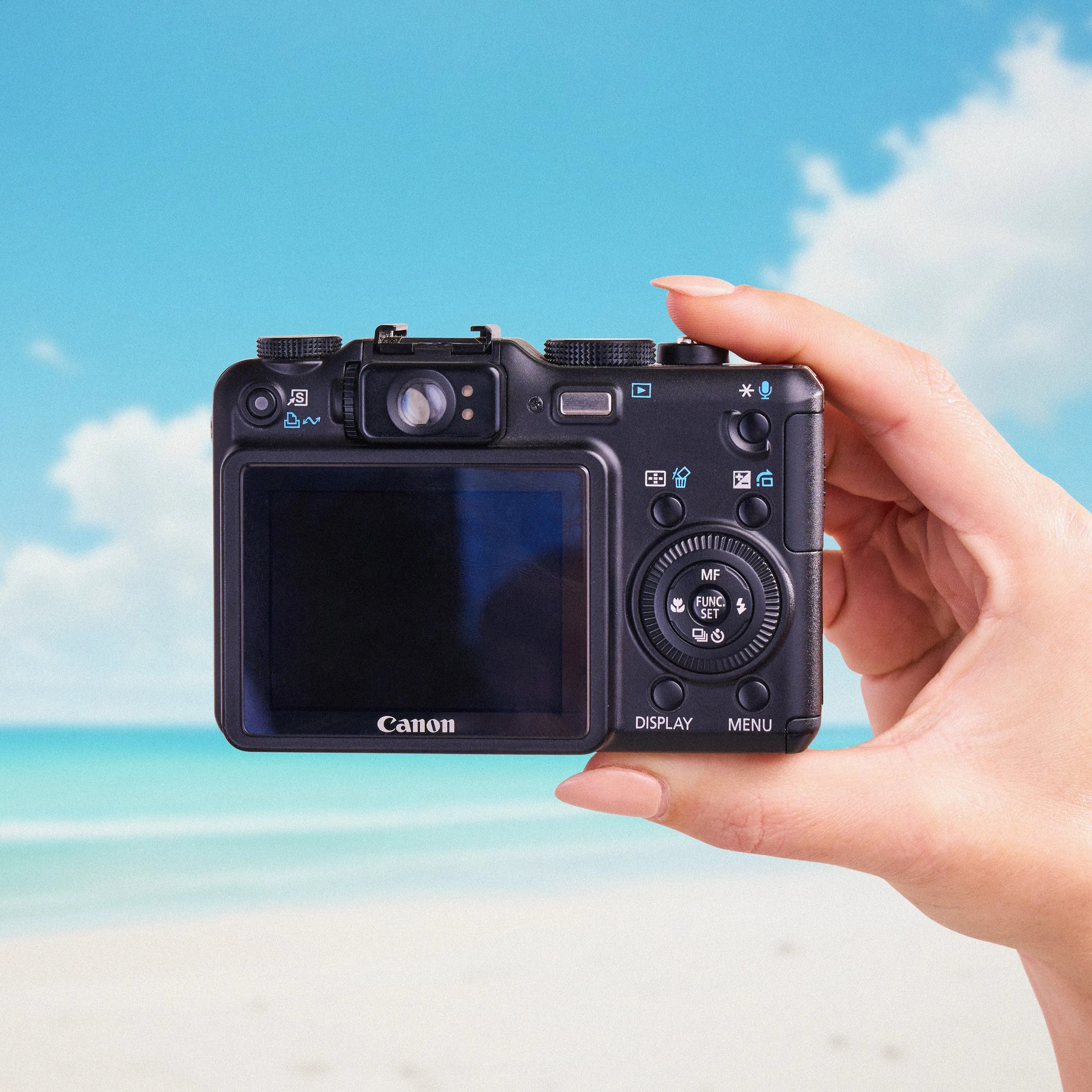 Canon PowerShot G7 | Retro Digicam Point and Shoot Digital Camera