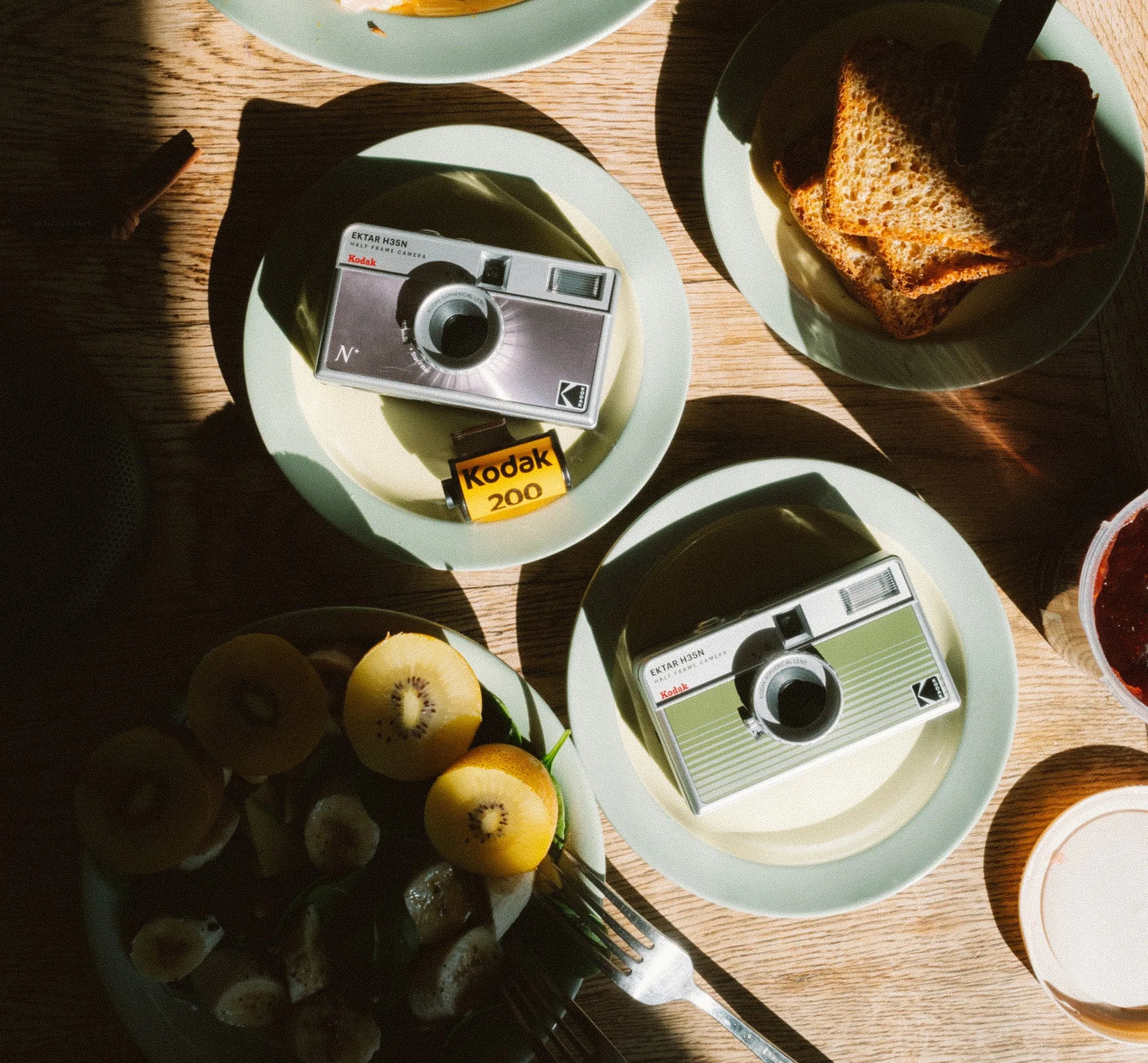 Kodak Ektar H35N | 35mm Point and Shoot Film Camera