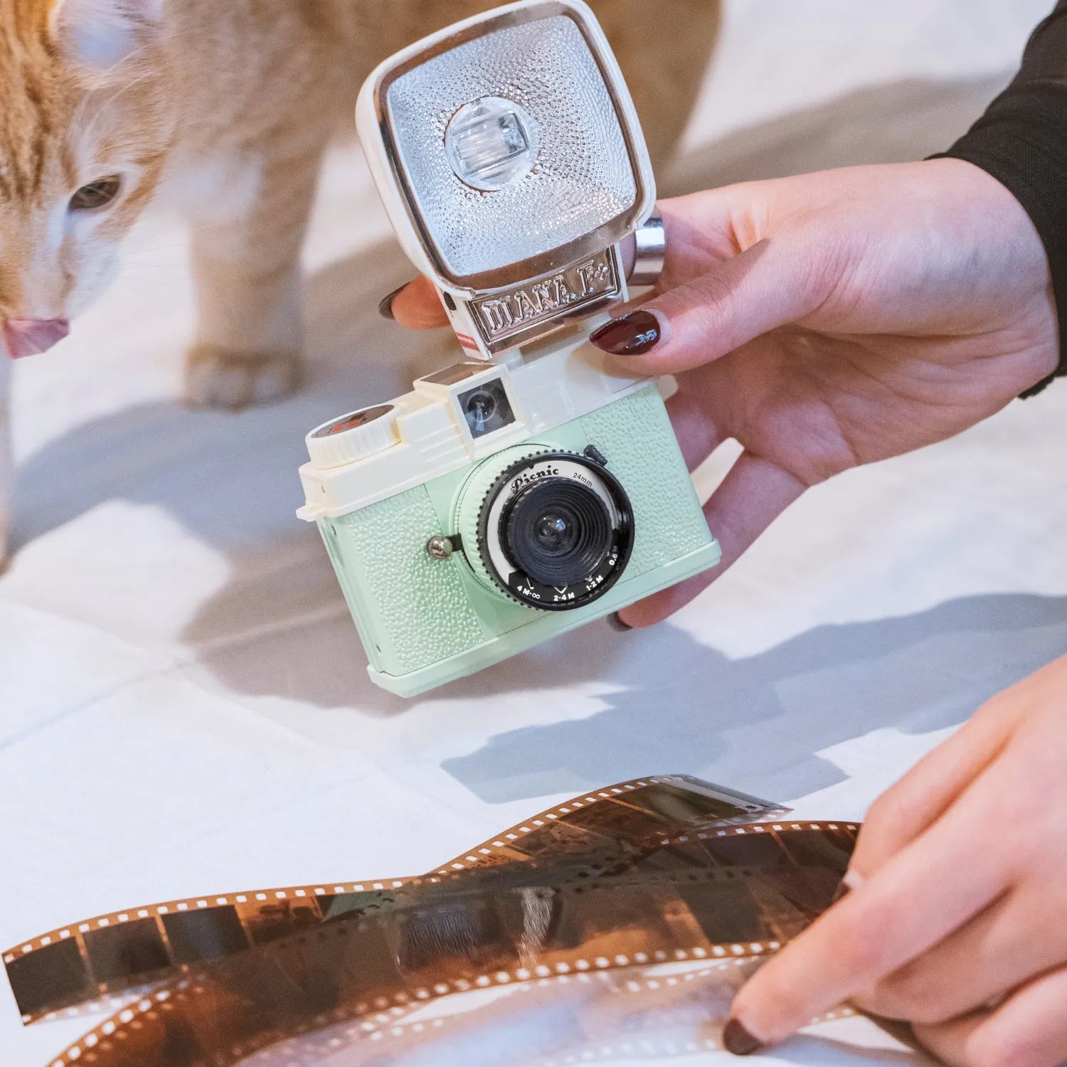 Lomography Lomourette Classic | Point and Shoot 35mm Film Camera